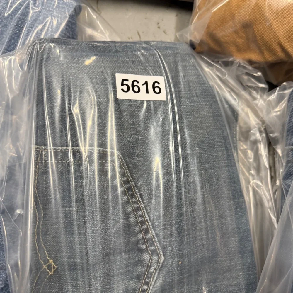 Levis 501 Original Fit Mens Medium Wash Blue Straight Leg Button Fly Jeans 42x32